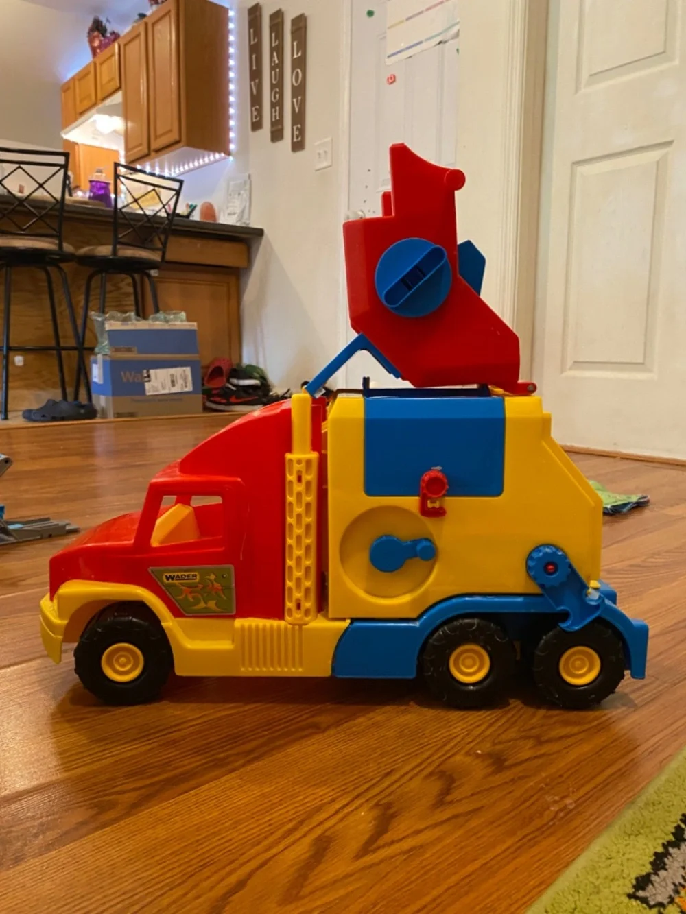 Wader Garbage Truck Toy